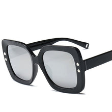 Load image into Gallery viewer, Oversized Sunglasses