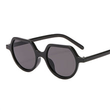 Load image into Gallery viewer, Oulylan Sunglasses
