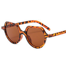 Load image into Gallery viewer, Oulylan Sunglasses